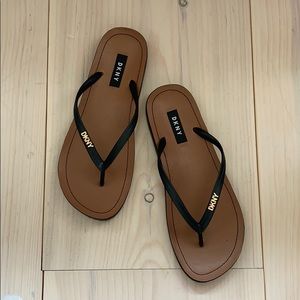 DKNY Madi Flip Flops